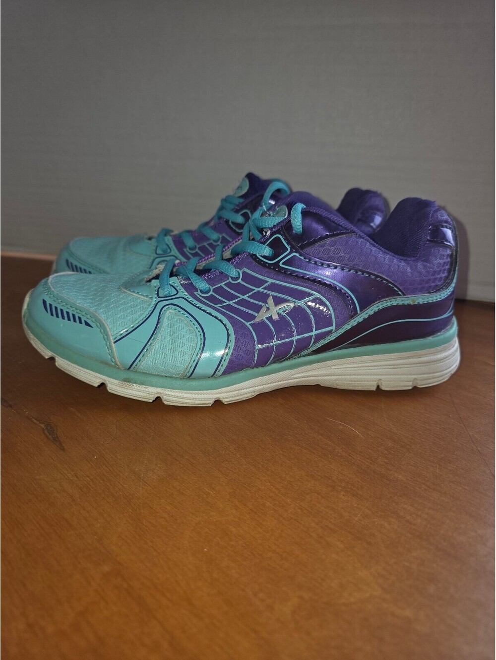 Athletech womens sneakers -sz 7m